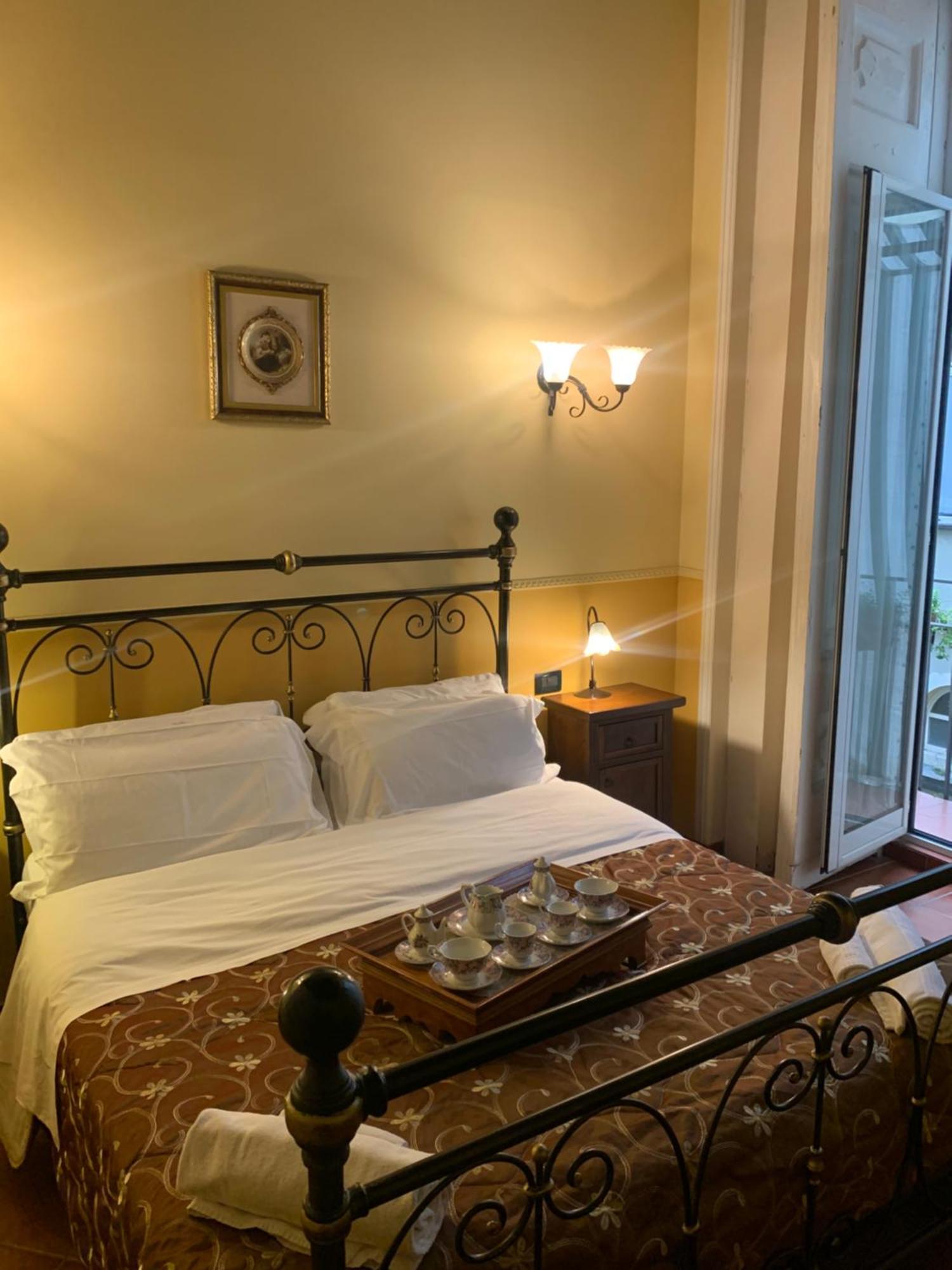 Hotel Pignatelli Napoli Eksteriør bilde