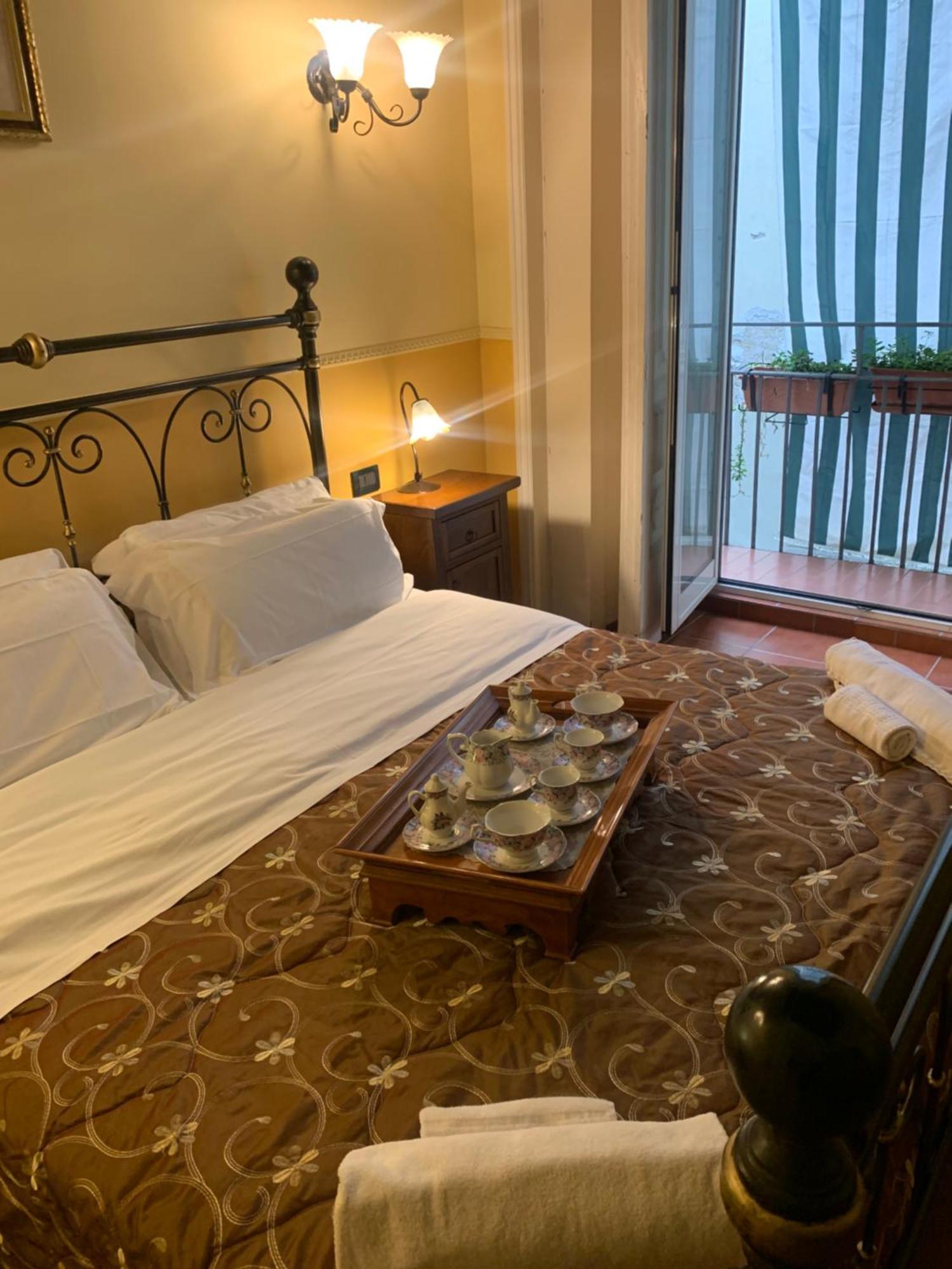 Hotel Pignatelli Napoli Eksteriør bilde
