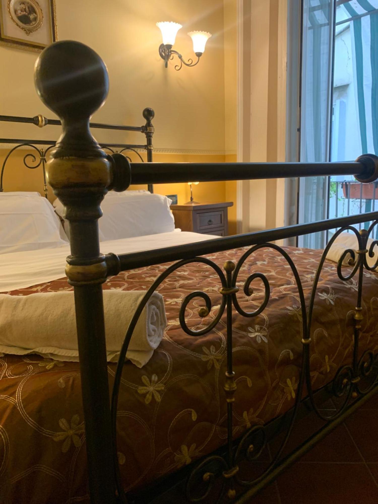 Hotel Pignatelli Napoli Eksteriør bilde