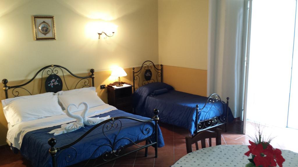 Hotel Pignatelli Napoli Eksteriør bilde